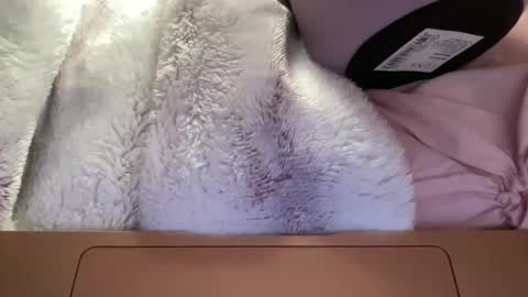 Snapshot of rosaline_ly chatting on October 11, 7:06 pm Rosalina online show from October 11, 7:06 pm