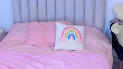 rosarojaa online show from April 15, 12:58 am