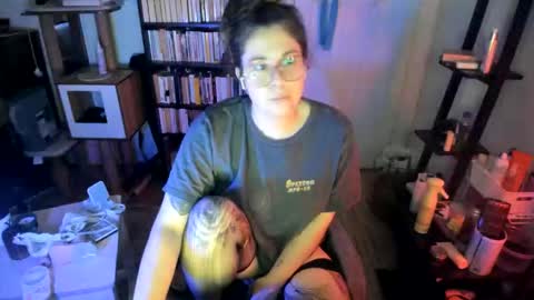 rose257044 online show from February 9, 9:17 pm