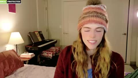 rose77782 online show from February 19, 12:25 am