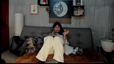 Rose online show from July 1, 2:37 pm