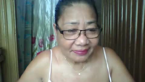 rosebelle66 online show from April 3, 2:51 am