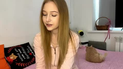 roseblansh online show from May 14, 1:09 pm