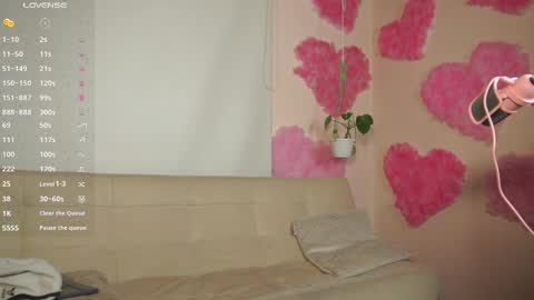 Snapshot of roselinedior chatting on March 5, 2:12 pm Lyla OF roselinedior online show from March 5, 2:12 pm