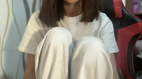rosemae07 online show from May 12, 4:38 pm