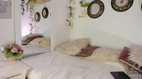 Stephani online show from January 27, 11:00 pm