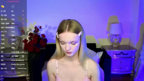 Snapshot of roses_kate chatting on September 12, 11:34 am Sweety Kate online show from September 12, 11:34 am