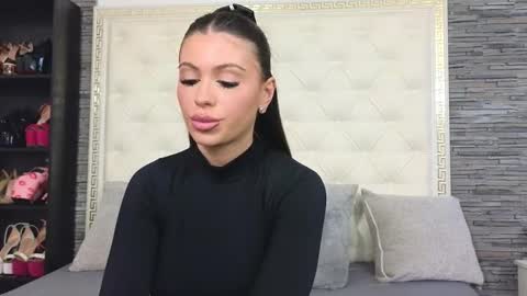 Gabriela online show from September 19, 6:50 am