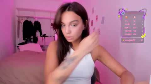 Snapshot of roshelle_xxx chatting on October 1, 4:28 pm Roshelle online show from October 1, 4:28 pm