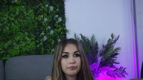 Amii online show from October 7, 6:48 pm