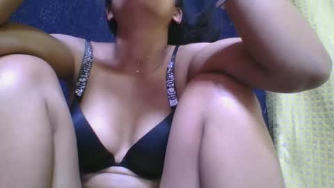 rosia685234 online show from October 2, 12:04 pm