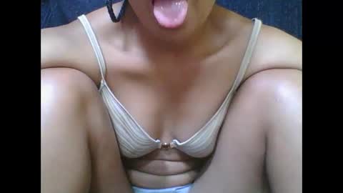 rosia685234 online show from February 5, 9:02 am