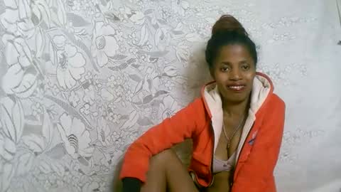 Snapshot of rosiahot1 chatting on October 12, 6:17 am rosia online show from October 12, 6:17 am