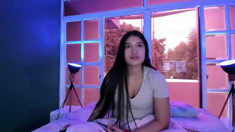 Rosie online show from April 29, 5:30 pm