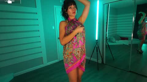 Rosie Bones online show from January 14, 10:29 pm