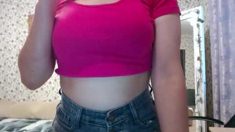 Snapshot of rosierosa chatting on October 7, 4:30 am Rosie is waiting for YOU online show from October 7, 4:30 am