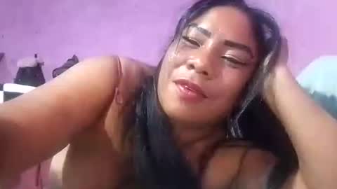 Snapshot of rosmerynava chatting on December 28, 5:33 am rosmerynavarro online show from December 28, 5:33 am