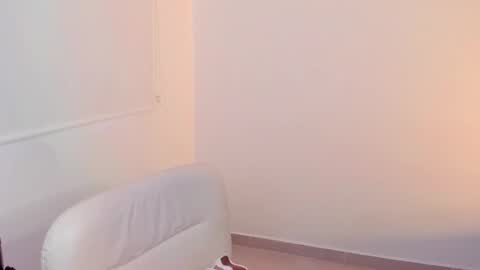 Im Ross   online show from March 26, 10:15 pm