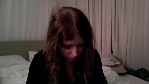 rosy_petal online show from March 11, 8:45 pm