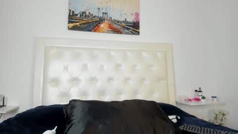 rouse_sexy_hotxx77 online show from July 5, 4:19 am