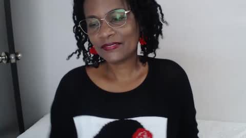 luxa online show from March 12, 12:57 pm