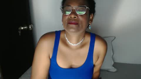 luxa online show from March 3, 9:59 pm