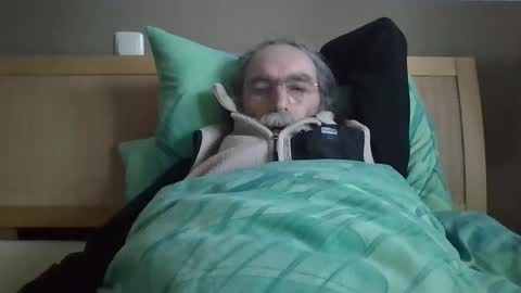 Snapshot of routi chatting on March 7, 7:08 am routi97 online show from March 7, 7:08 am