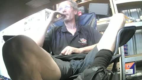 rover_ online show from November 7, 4:26 am