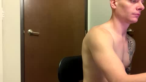 roverone89 online show from March 3, 1:34 am