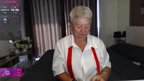 Roxana online show from January 17, 2:32 am