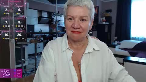 Roxana online show from February 18, 2:28 pm