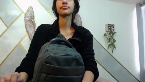   online show from January 7, 7:41 pm