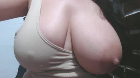 Snapshot of roxanbahottt chatting on February 15, 9:48 pm roxxy online show from February 15, 9:48 pm