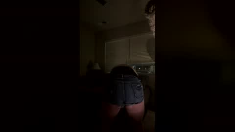 RoxannaRose online show from June 7, 3:33 am