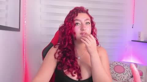 roxanne_morelli online show from February 11, 3:27 pm