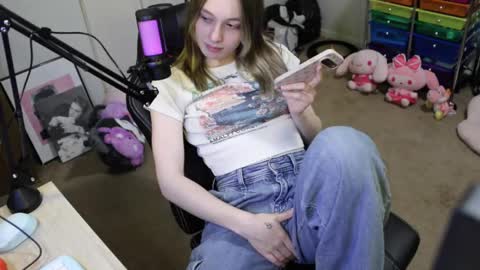 roxie online show from October 24, 9:37 pm