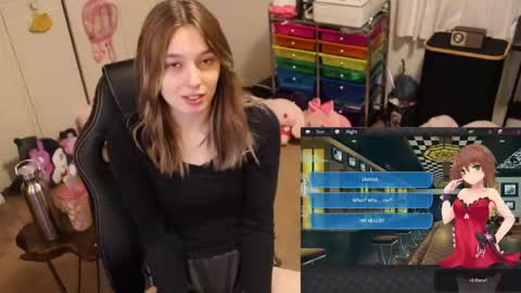 Snapshot of roxiethefox chatting on September 28, 4:49 pm roxie online show from September 28, 4:49 pm