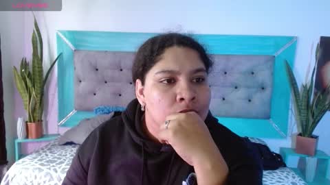 roxiie online show from January 8, 12:11 pm