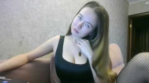 roxxana_xxx online show from December 4, 6:16 am