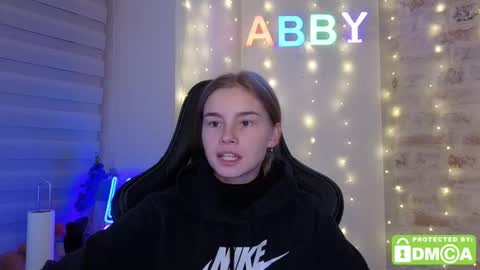 Roxieex ABBY online show from December 18, 8:59 pm