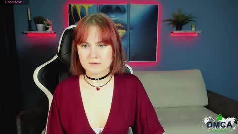Snapshot of roxy_foxi chatting on September 19, 8:07 am Roxy fiery online show from September 19, 8:07 am
