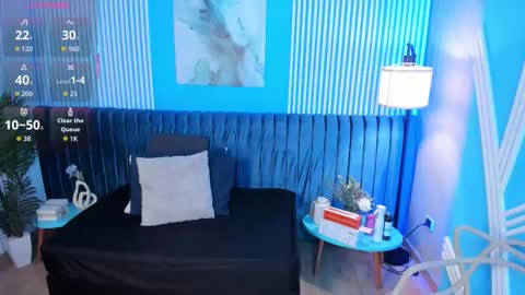 Roxy hell online show from November 29, 12:24 pm