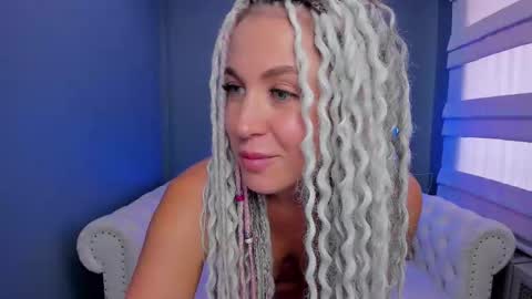 Roxy online show from March 10, 4:17 am