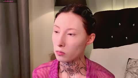 roxanne online show from July 27, 3:48 am