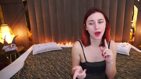 Snapshot of roxy_rayy chatting on January 25, 2:25 pm roxy_rayy online show from January 25, 2:25 pm