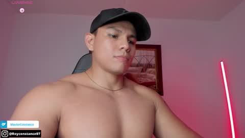 Snapshot of roy__constance chatting on September 23, 6:07 am Roy Constance online show from September 23, 6:07 am