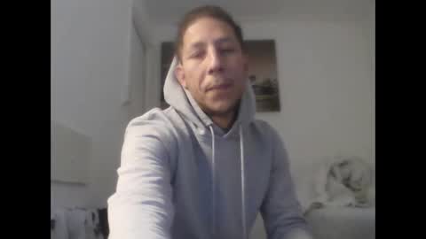 royalpapi12 online show from May 19, 4:19 am