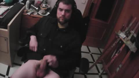 royer04 online show from December 14, 10:49 pm