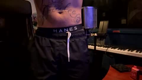 Richhancocc online show from April 16, 12:27 pm