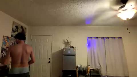 rubenzaragosa09 online show from May 11, 7:37 am